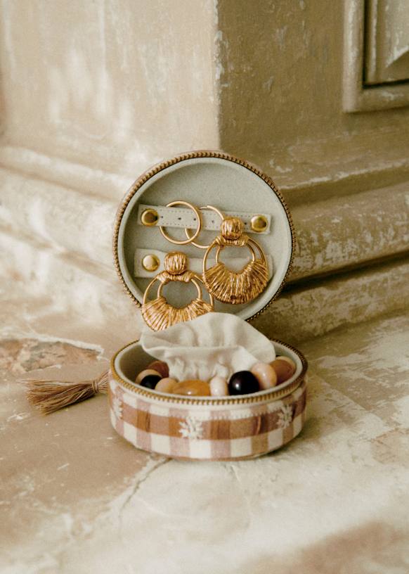 お中元 お歳暮 お年賀 夏 冬 年末年始のご挨拶 ギフト 通販な Floral embroidered Sézane - Cotton - Sage - box jewellery アクセサリー