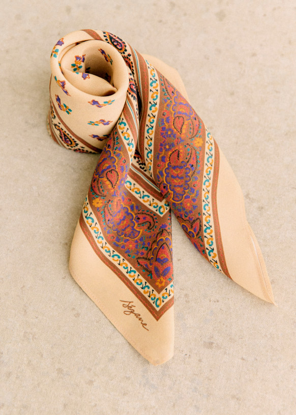 Petit Foulard En Soie Les Copains - Couleur Beige Et Marron, Occasion, Soie Légère