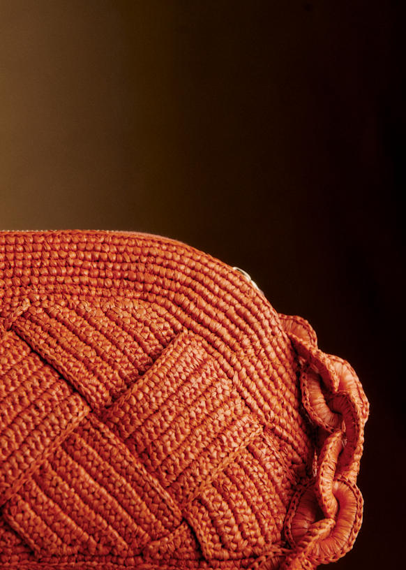 【Sezane】 大人の夏のカゴバック Isabelle Bag コーラル Isabelle Bag - Braided Coral Raffia - Raffia - Sézane