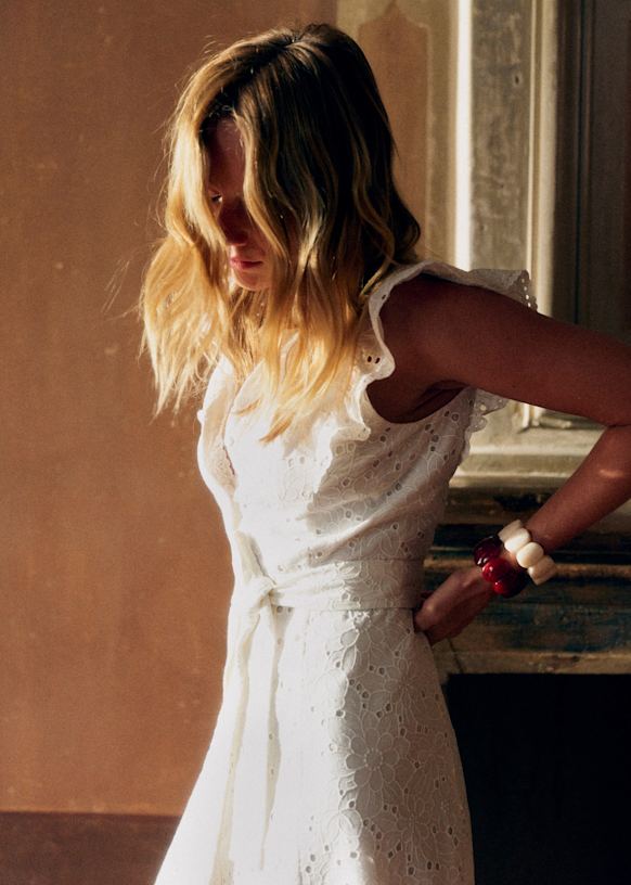 Rica Dress - White Floral Embroidery - Organic Cotton - Sézane