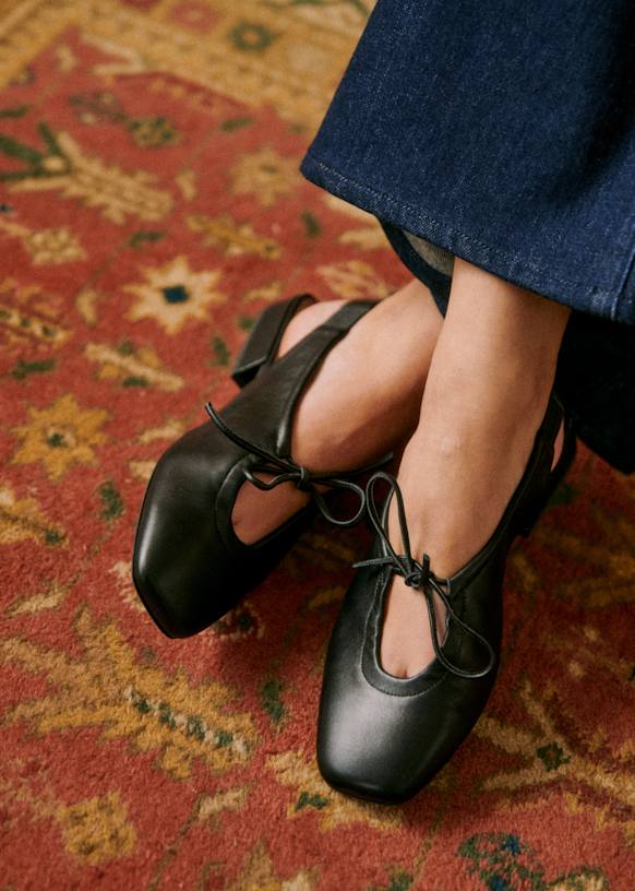 Philippine Low Mary Janes - Smooth Black - Smooth ovine leather - Sézane