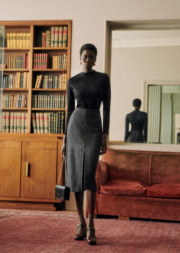 Eloane Skirt - Midnight blue - Goat leather - Sézane