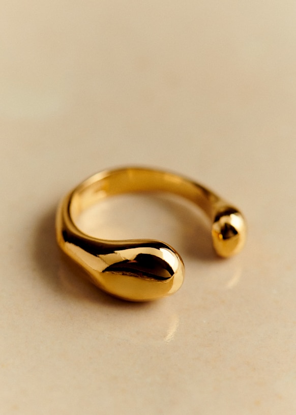 Ama Ring - Gold - Brass - Octobre Éditions