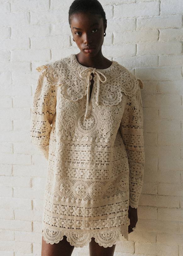 【年末値下】French Pleated Lace Dress 2025年最新】FRENCH pleated lace dressの人気アイテム - メルカリ