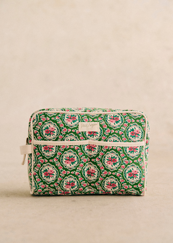 Large toiletry bag hotsell