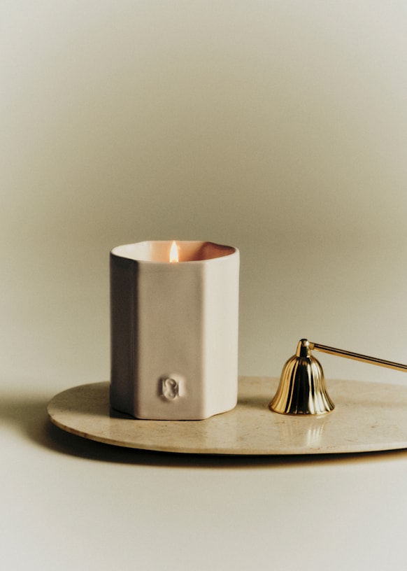 Bougie Canto - La Figue - Écru - Céramique - Sézane