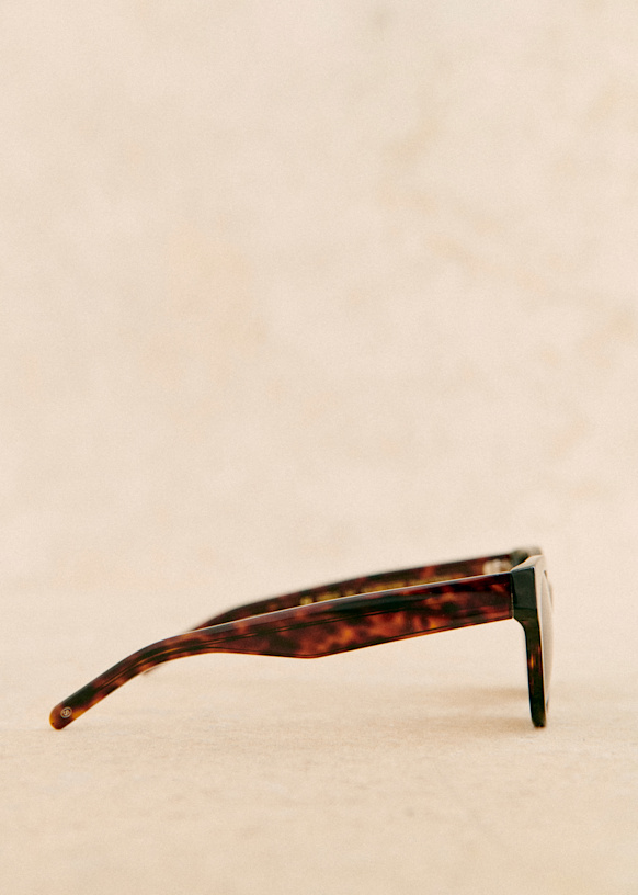 【Sezane】上品クラシック Chiaraサングラス Chiara Sunglasses - Tortoiseshell - Sézane