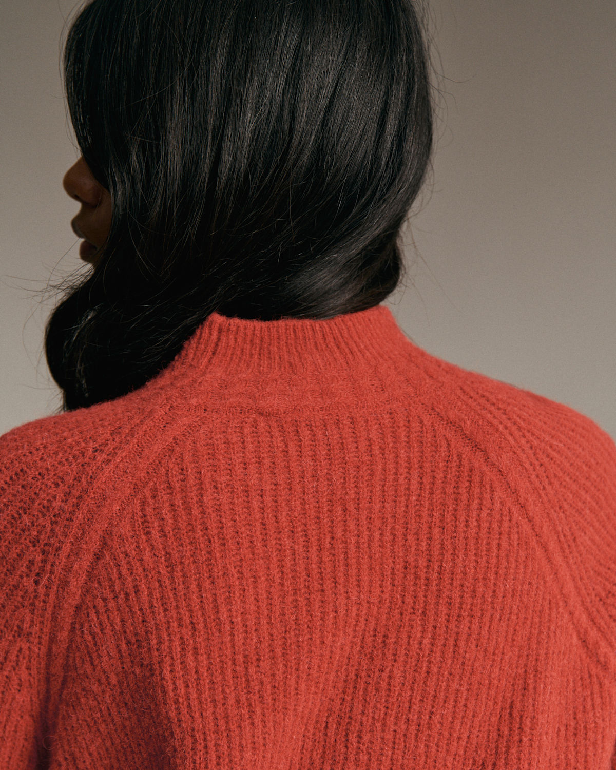 PULL OTISA