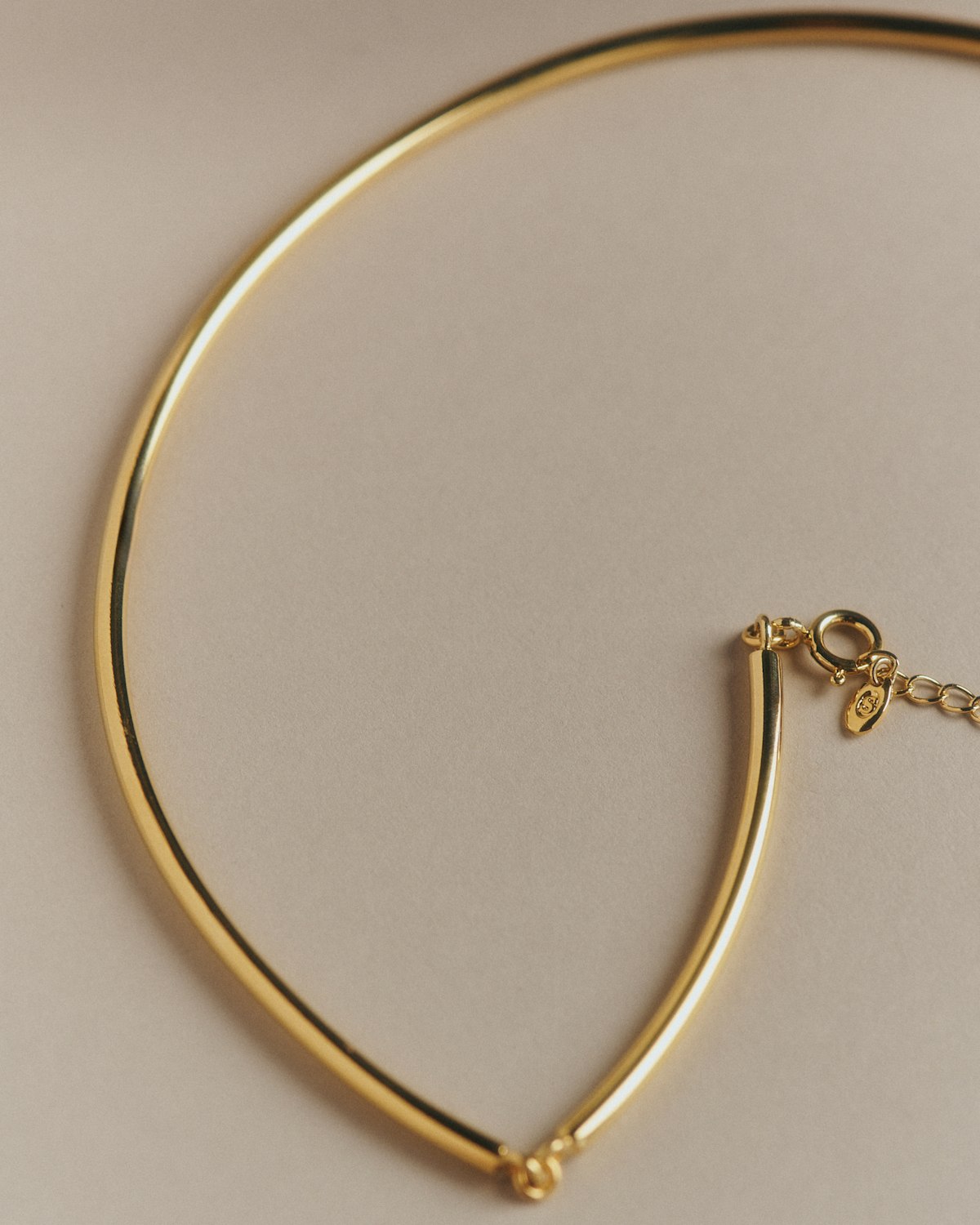 COLLIER IRMA