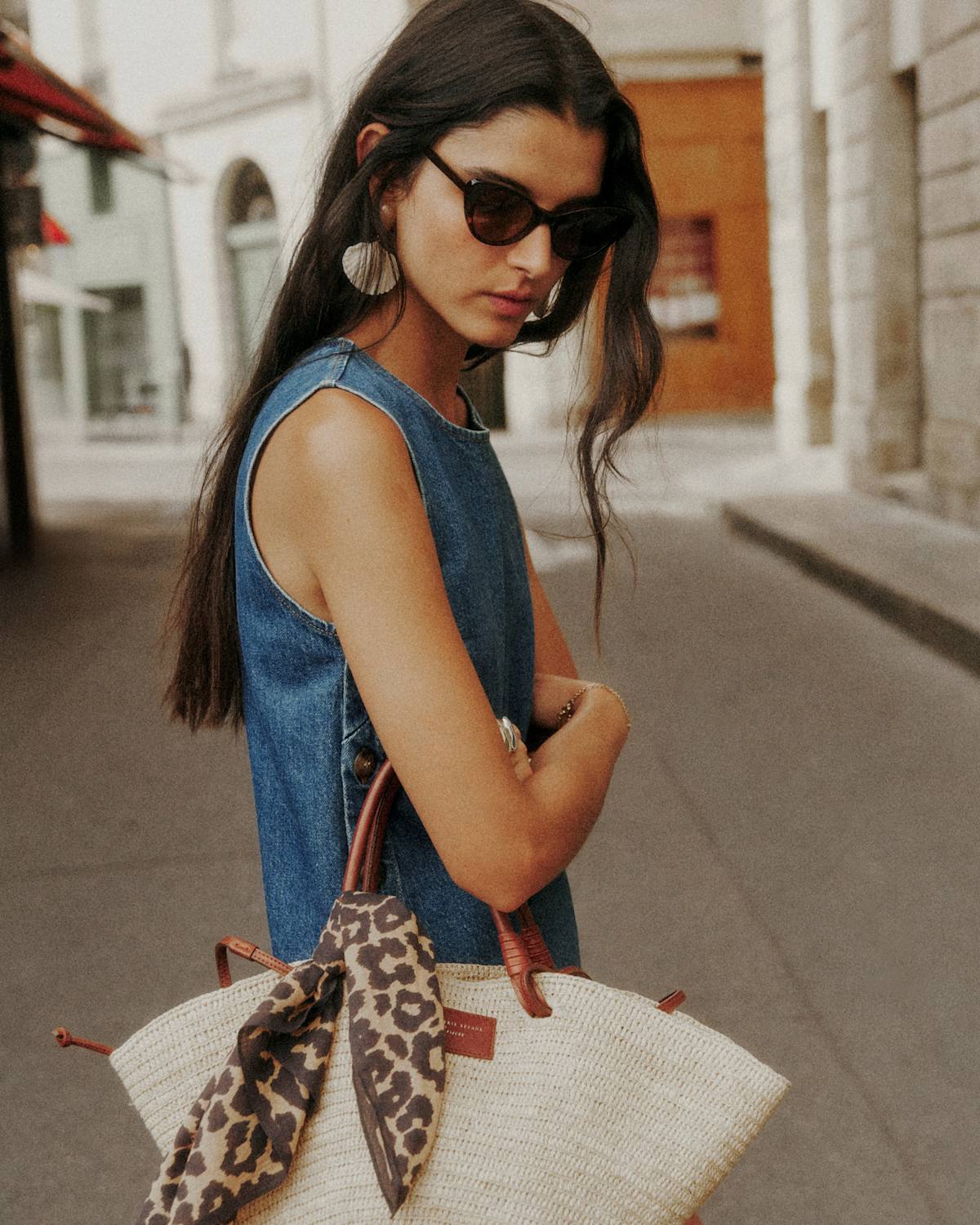 ROBE NICILA