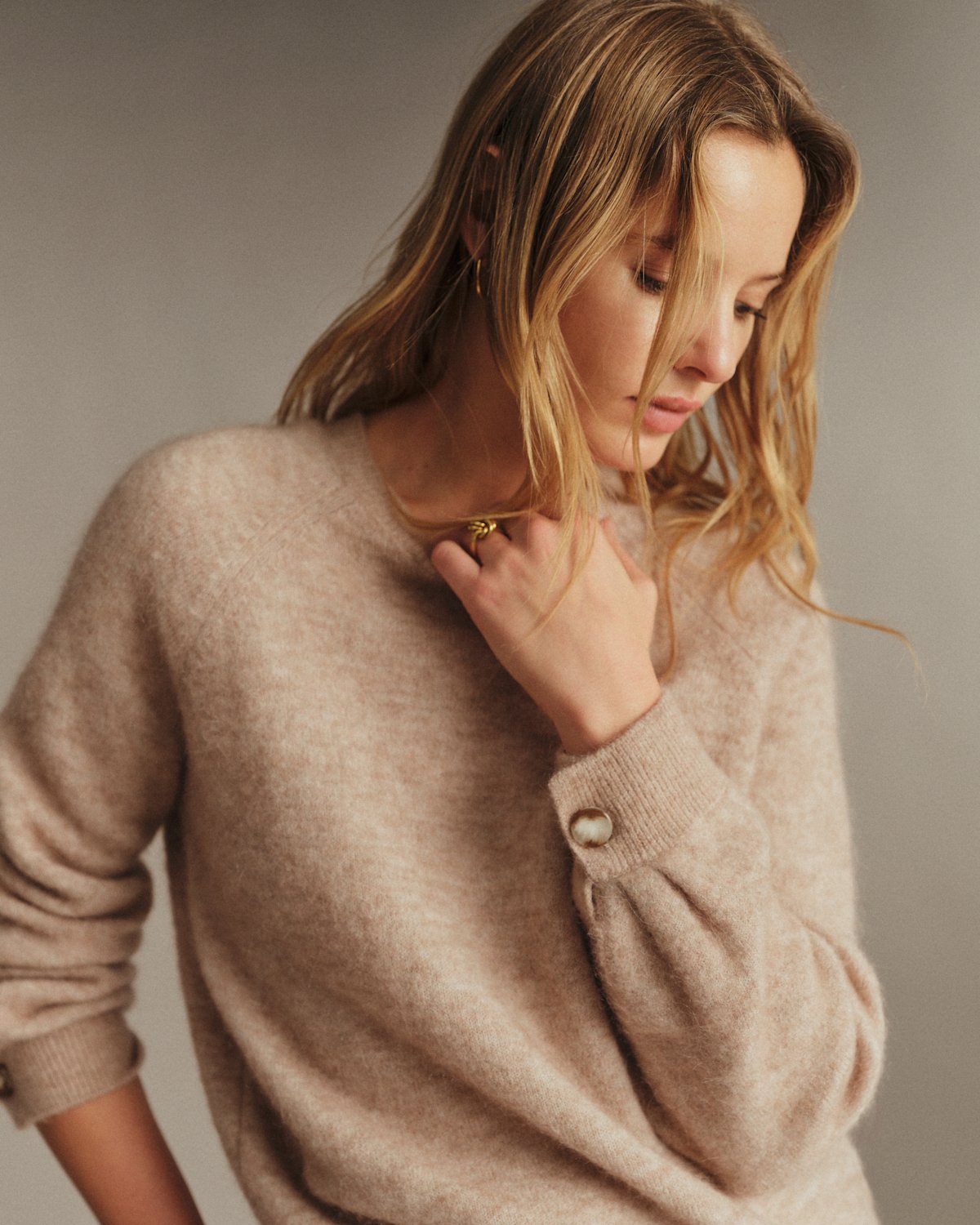PULL LOUISA