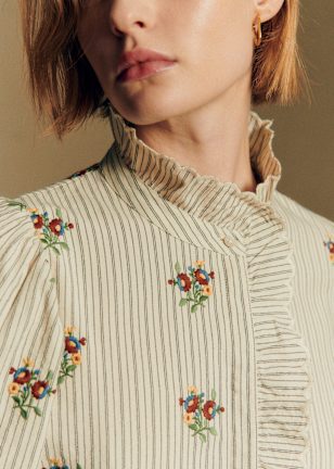 極美品 SEZANE セザンヌ 襟立フリル 透かし刺繍 ブラウス シャツ 40 極