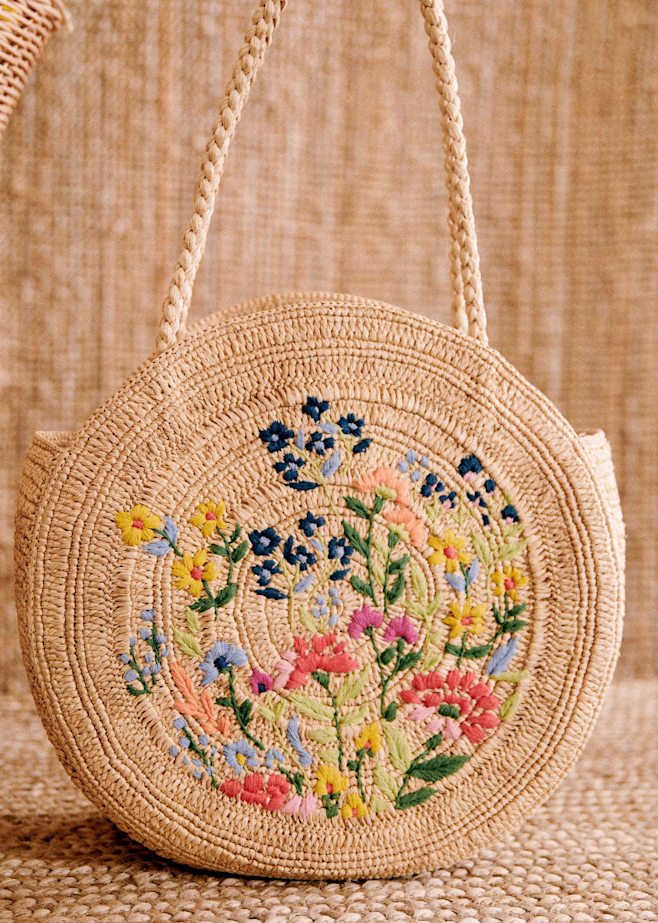 ⭐︎最終価格⭐︎ Sezane ラフィア刺繍バケットバッグ ⭐︎最終価格⭐︎ Sezane ラフィア刺繍バケットバッグ（フランス