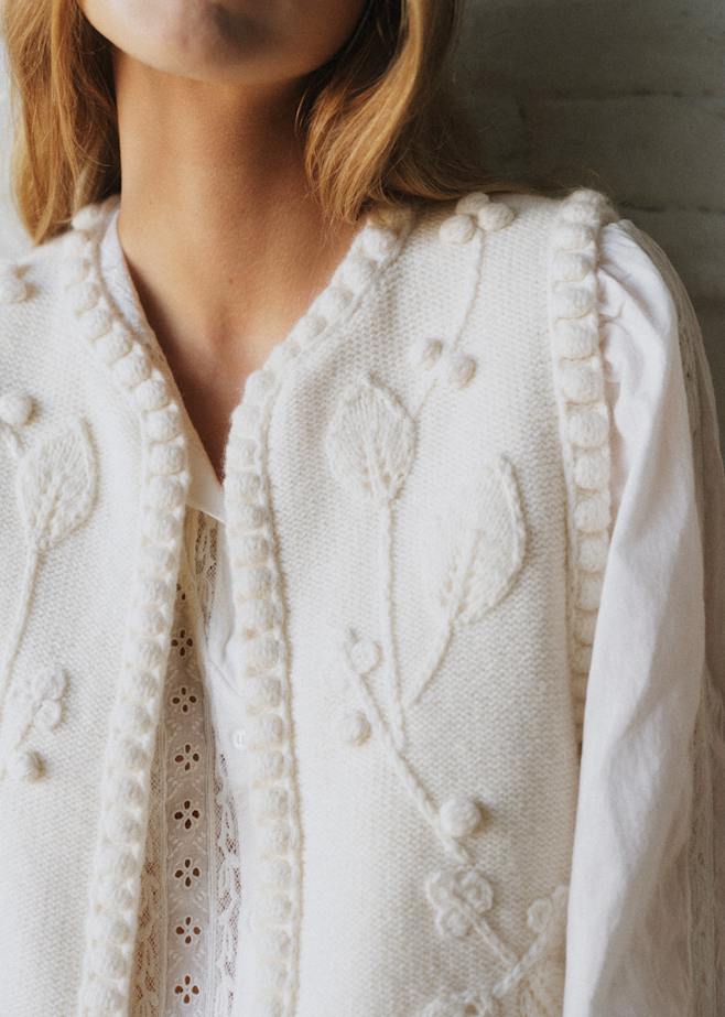 ニットコレクション : レディースセーター、カーディガン