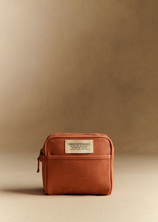 極美品　sezane セザンヌ　バッグ　レオパード　ポーチ　バナナバッグ 極美品 sezane セザンヌ バッグ レオパード ポーチ バナナバッグ