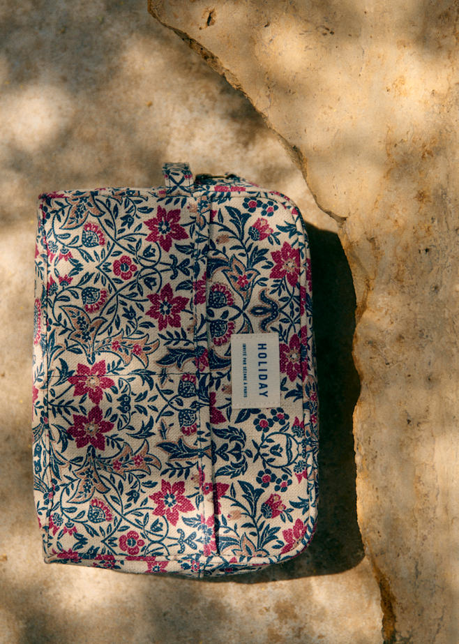 店頭限定品♦Sezane♦花柄ポーチ ライフスタイルポーチ - 秋の花柄 - Sézane
