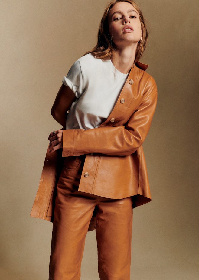 パンツ : スムーズレザー & スエード | レディースウェア | Sézane パンツ : スムーズレザー & スエード | レディースウェア | Sézane