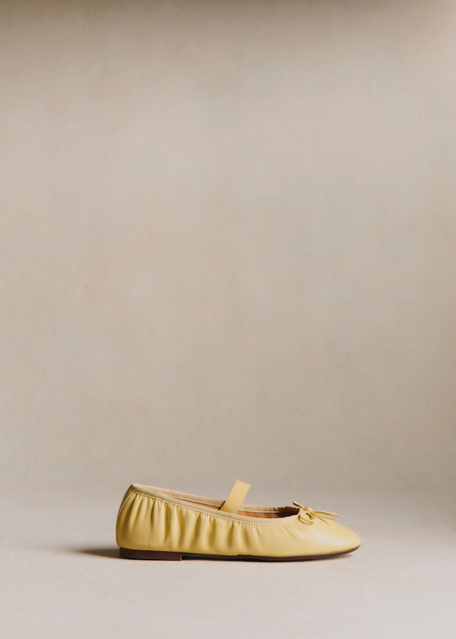 【新品未使用】Sezane パンプス セザンヌ23.5cm 23.5cm SEZANE(セザンヌ) パンプス(レディース) - 海外通販のBUYMA