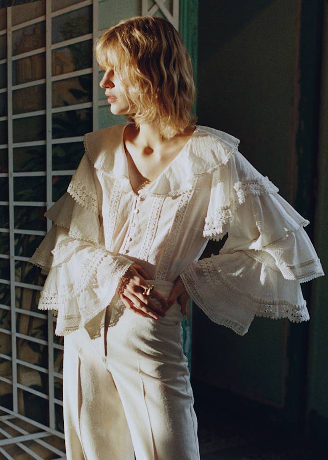 【美品】 Sezane 花柄 ワンピース フランネル セザンヌ 完売必至！ セザンヌのクラフトマンシップが香るコラボアイテムを