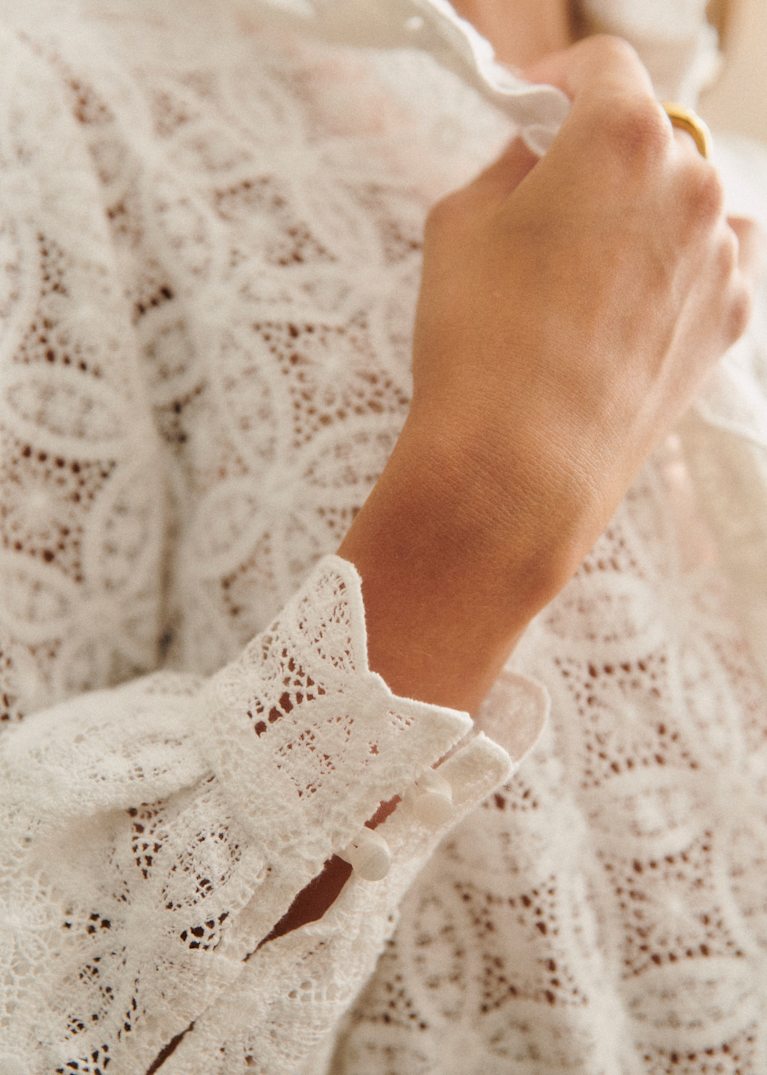 ［新品］セザンヌ Sezane paris Mサイズ　レーストップス SEZANE(セザンヌ)の購入品レビュー！サイズ感の着画や購入方法も