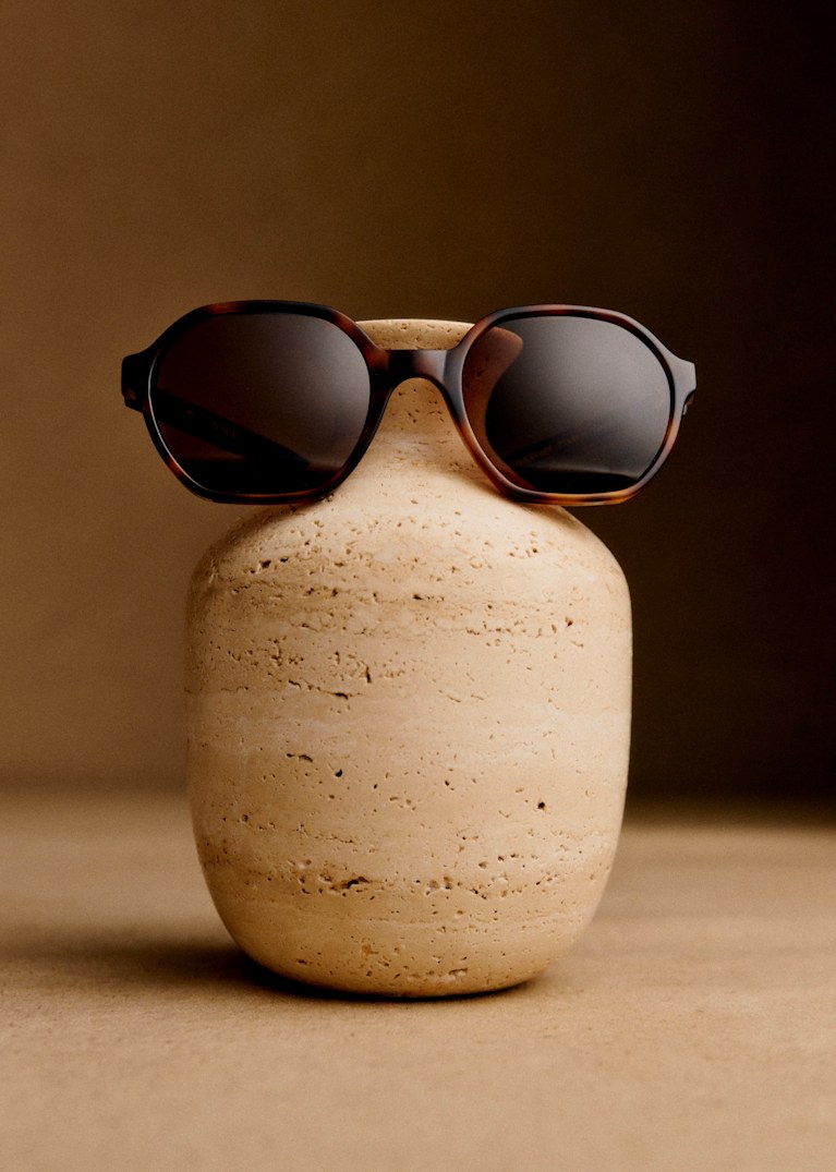 Chiara Sunglasses - Tortoiseshell - Sézane