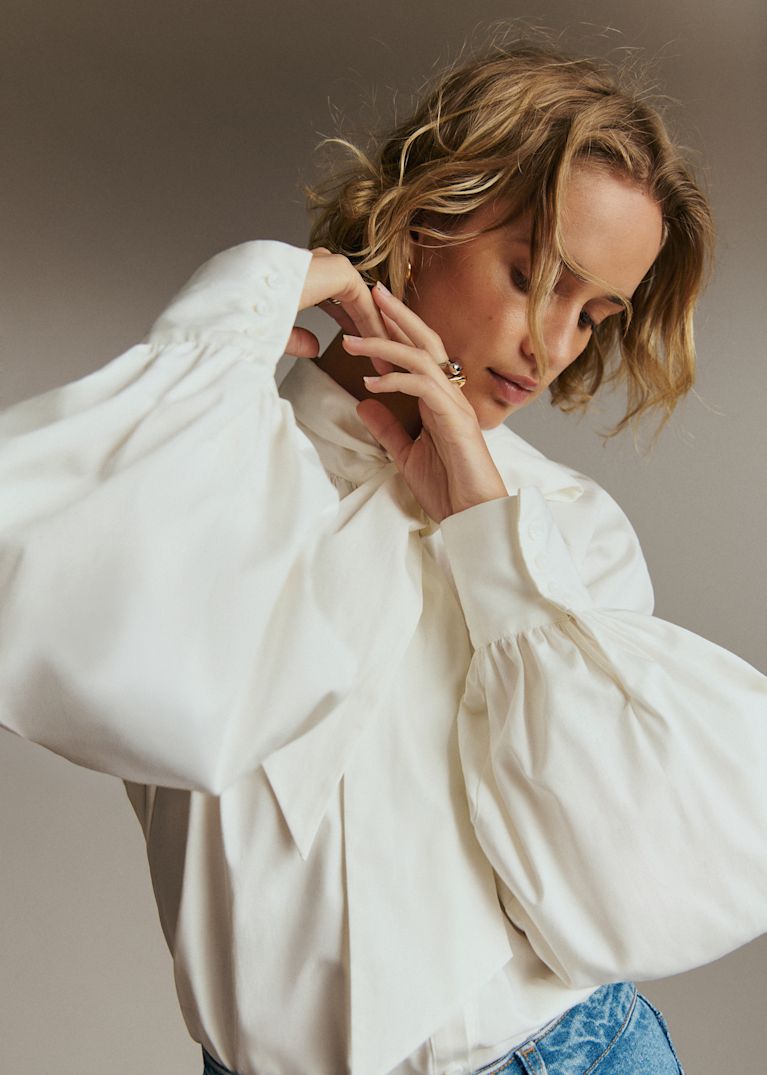 SÉZANE 半袖 ブラウス アイボリー 刺繍　36 Tops: Blouses, Shirts & Tees | Women's Fashion | Sézane