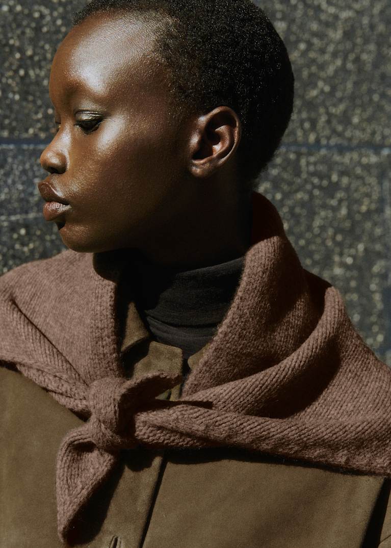 スカーフ、ビーニー、グローブ : モードなアイテム | レディースウェア