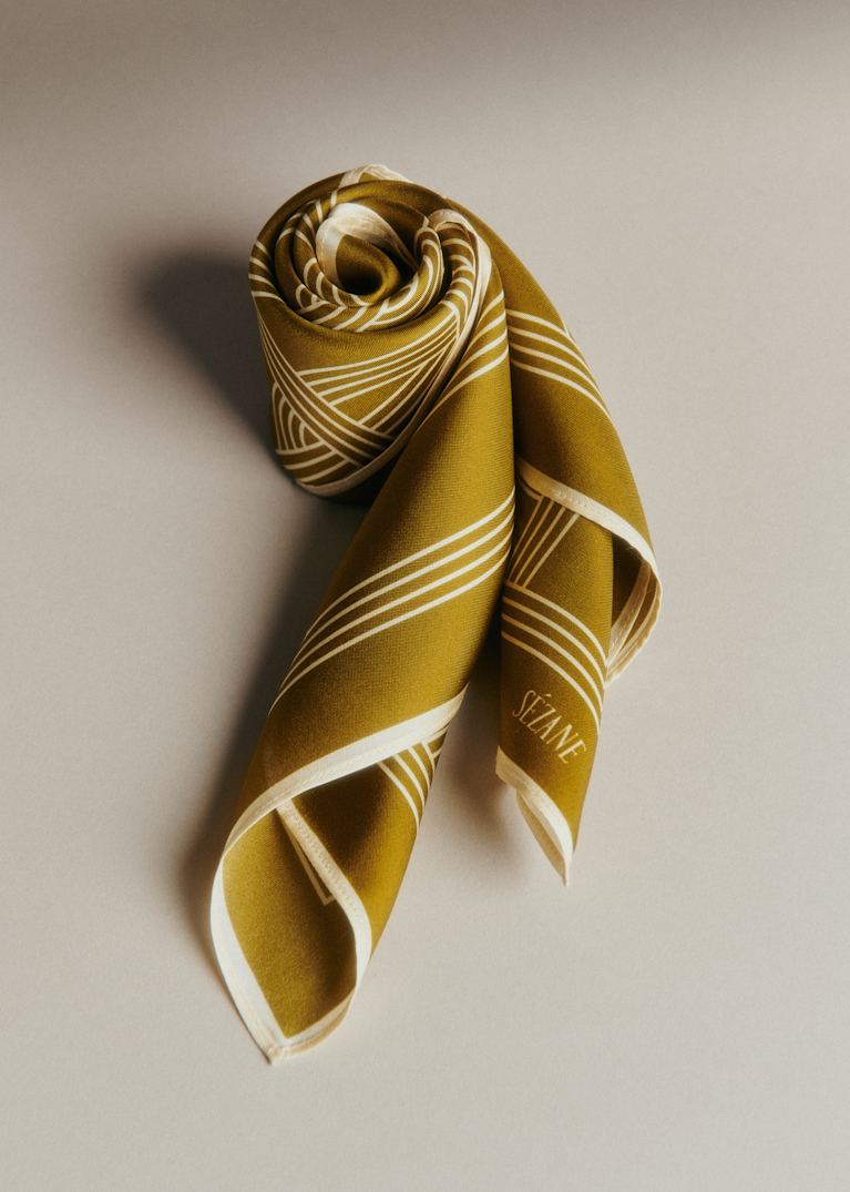 Cléo Scarf by Sézane