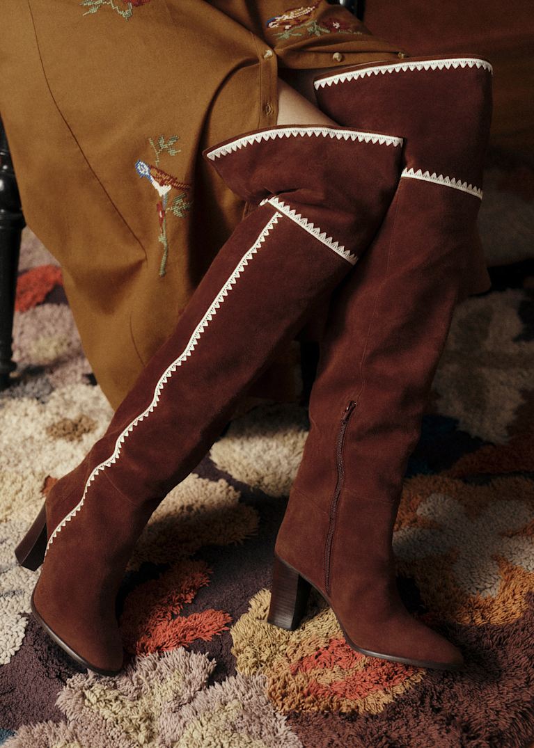 SÉZANE 定番 フレアスカート 34 美品 SÉZANE 定番 フレアスカート 34 美品 ボタニカルフラワー