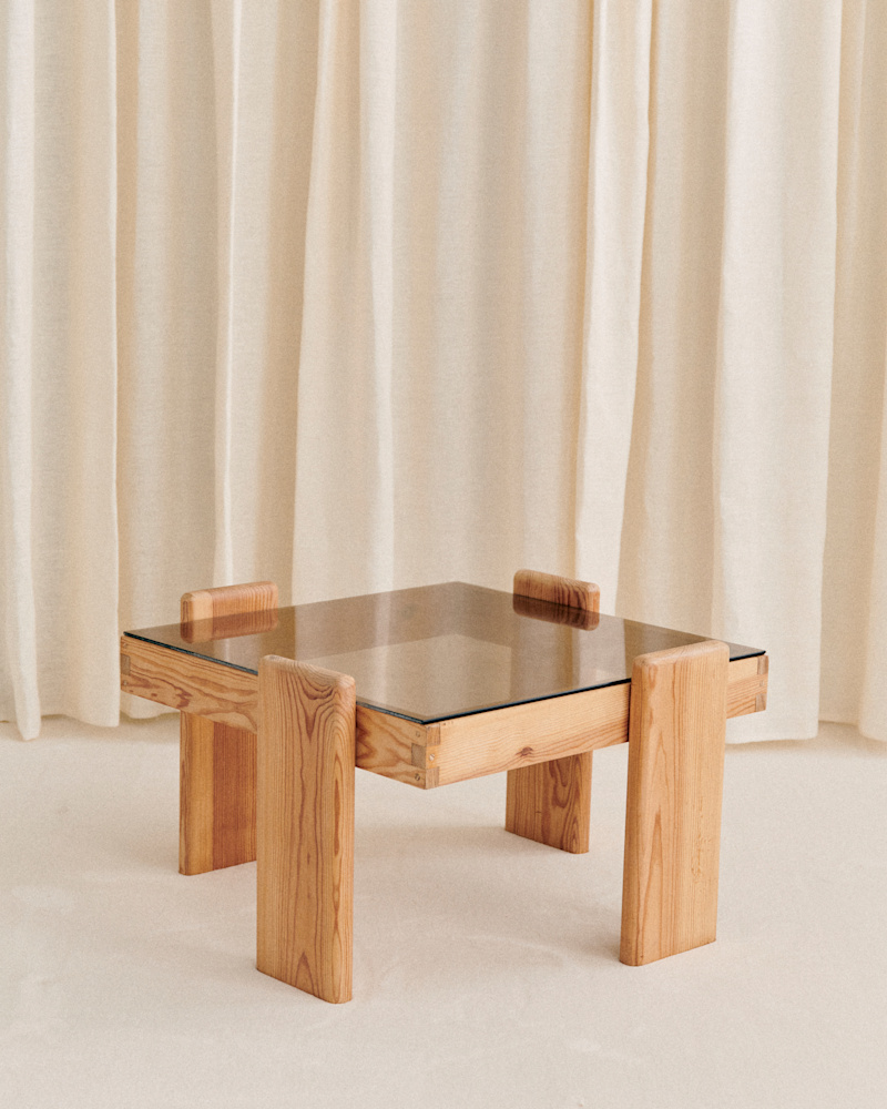TABLE BASSE CARRÉE VINTAGE
