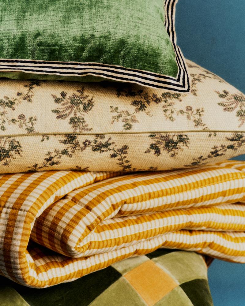 SOFA COVER