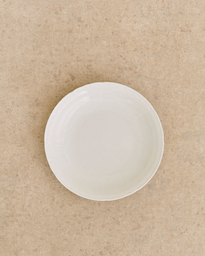 ASSIETTES CREUSES ANCIENNES, UNIES