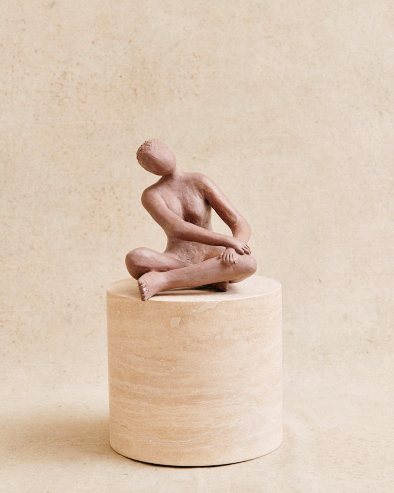SCULPTURE GUÉNOLÉE COURCOUX - LA FEMME GRAND MODÈLE