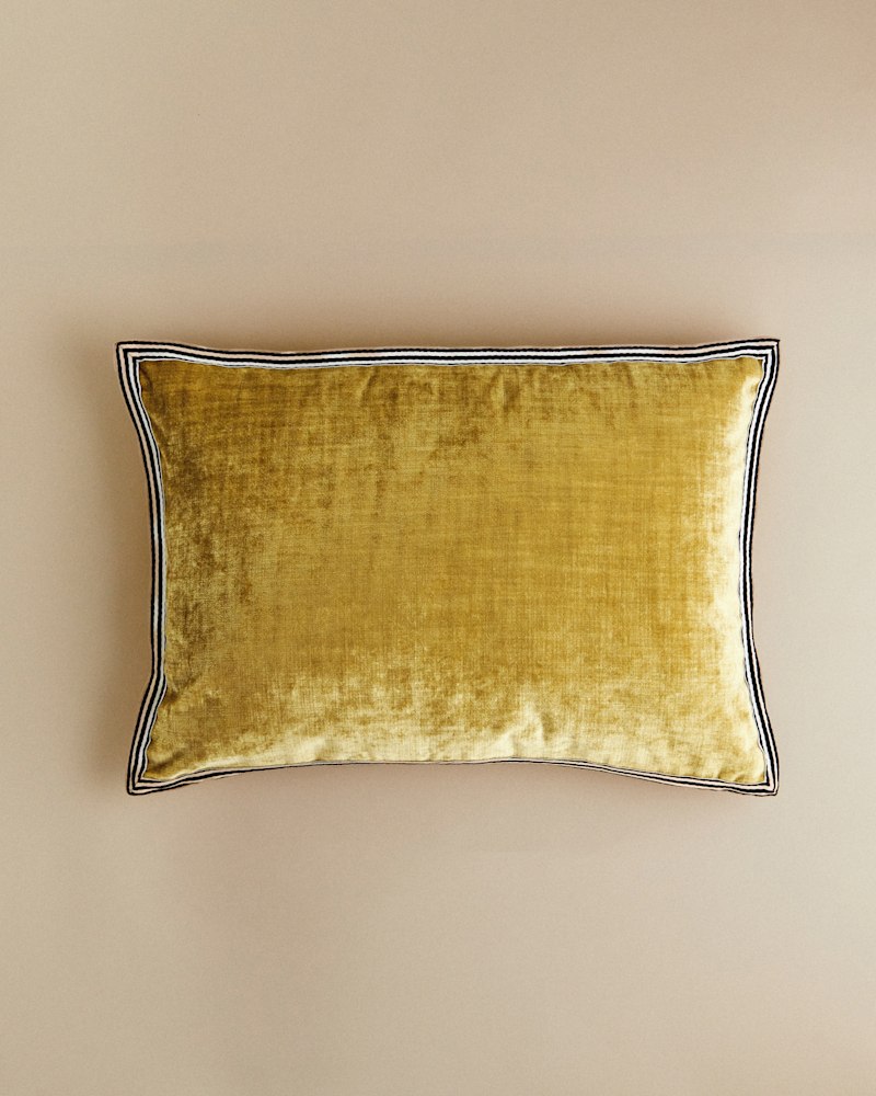 COUSSIN VELOURS TEXTURÉ - GRAND MODÈLE