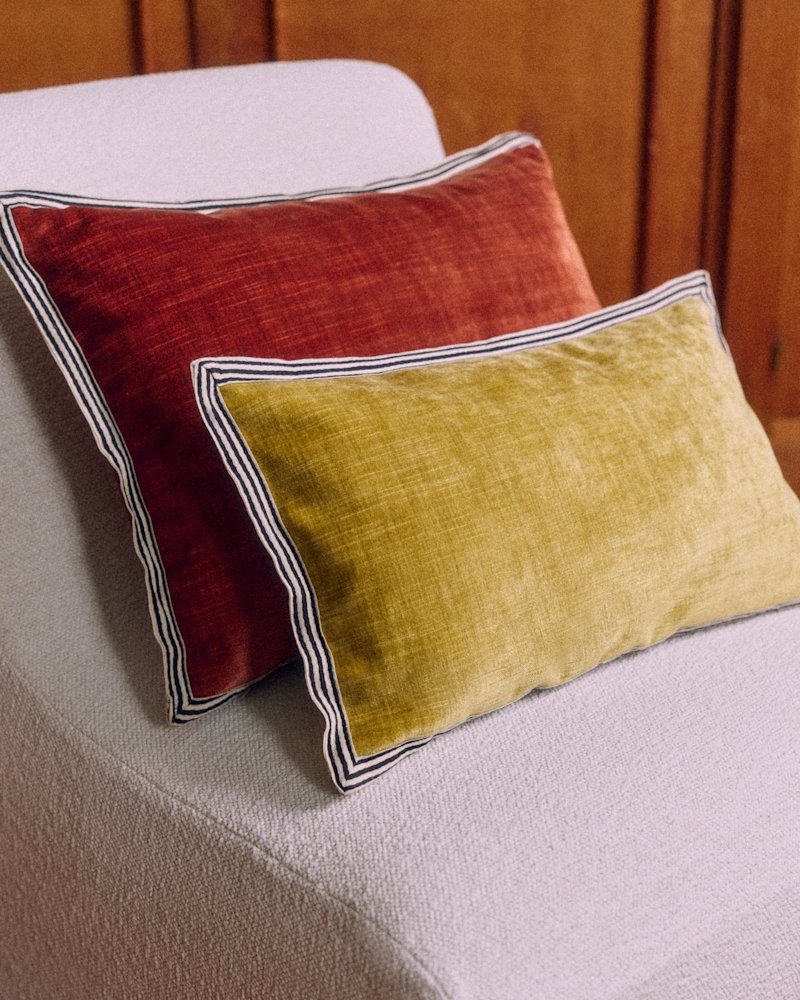 COUSSIN VELOURS TEXTURÉ - PETIT MODÈLE