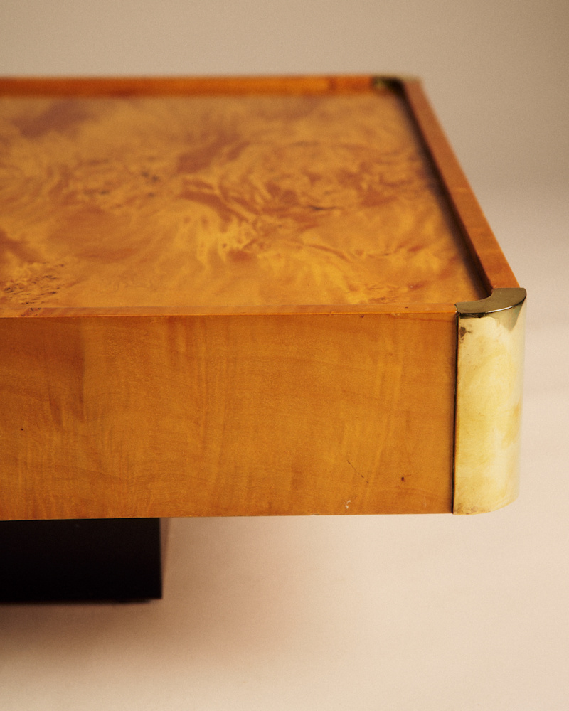 TABLE BASSE VINTAGE LOUPE D'ORME ET LAITON DANS LE GOÛT DE WILLY RIZZO
