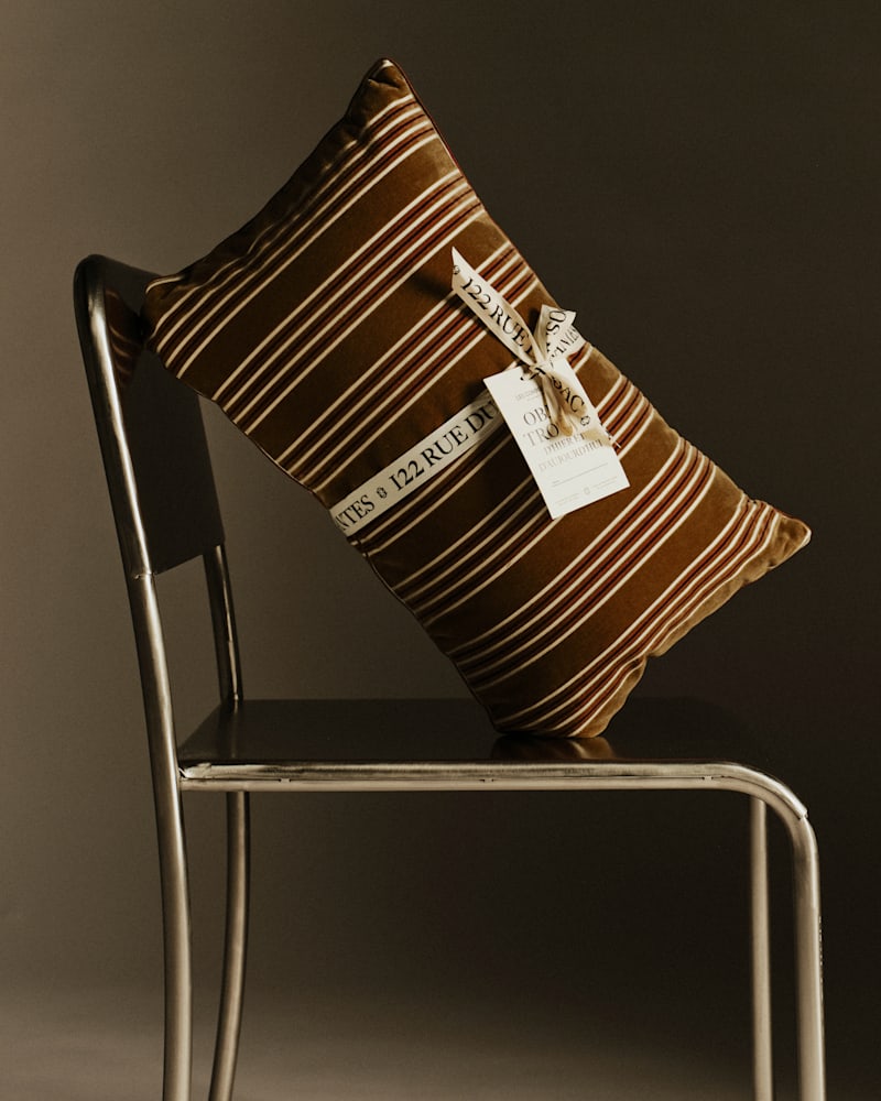 COUSSIN RAYURES VELOURS - PETIT MODÈLE