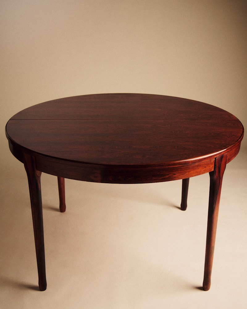 TABLE À MANGER VINTAGE EN PALISSANDRE DE RIO