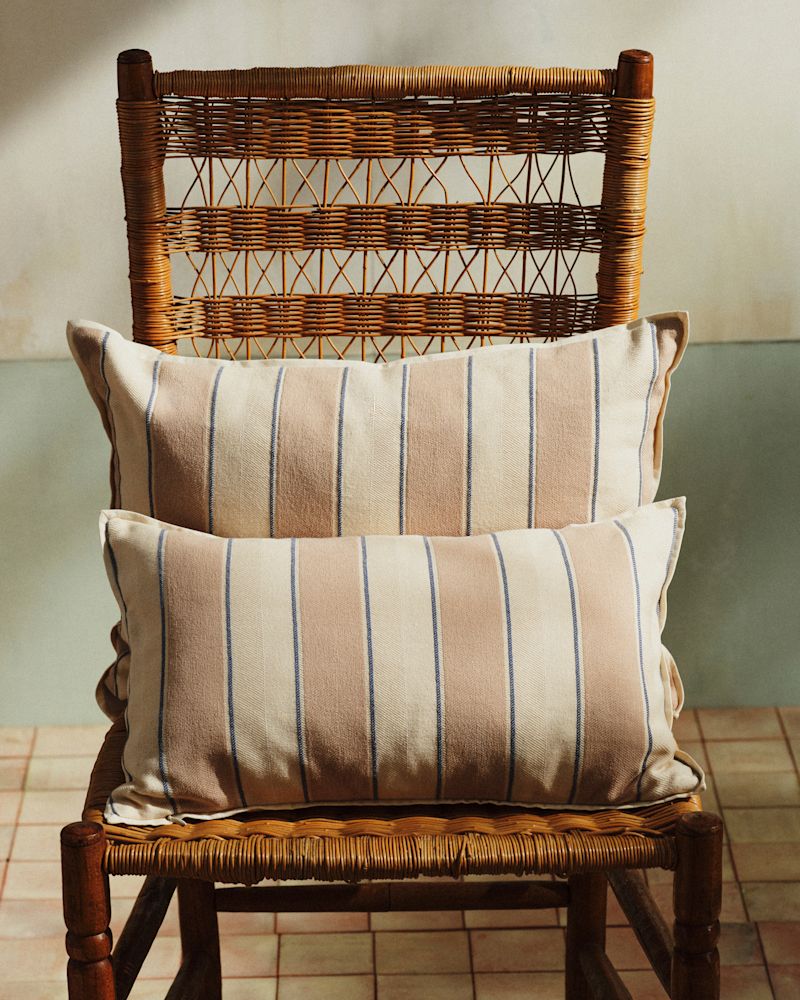 COUSSIN TISSÉ RAYURES - PETIT MODÈLE