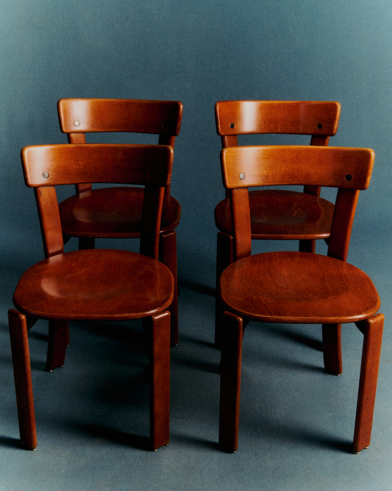 LOT DE 4 CHAISES SCANDINAVE VINTAGE EN BOIS MASSIF