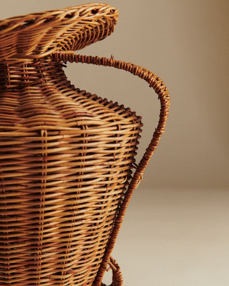 VASE AMPHORE VINTAGE EN ROTIN