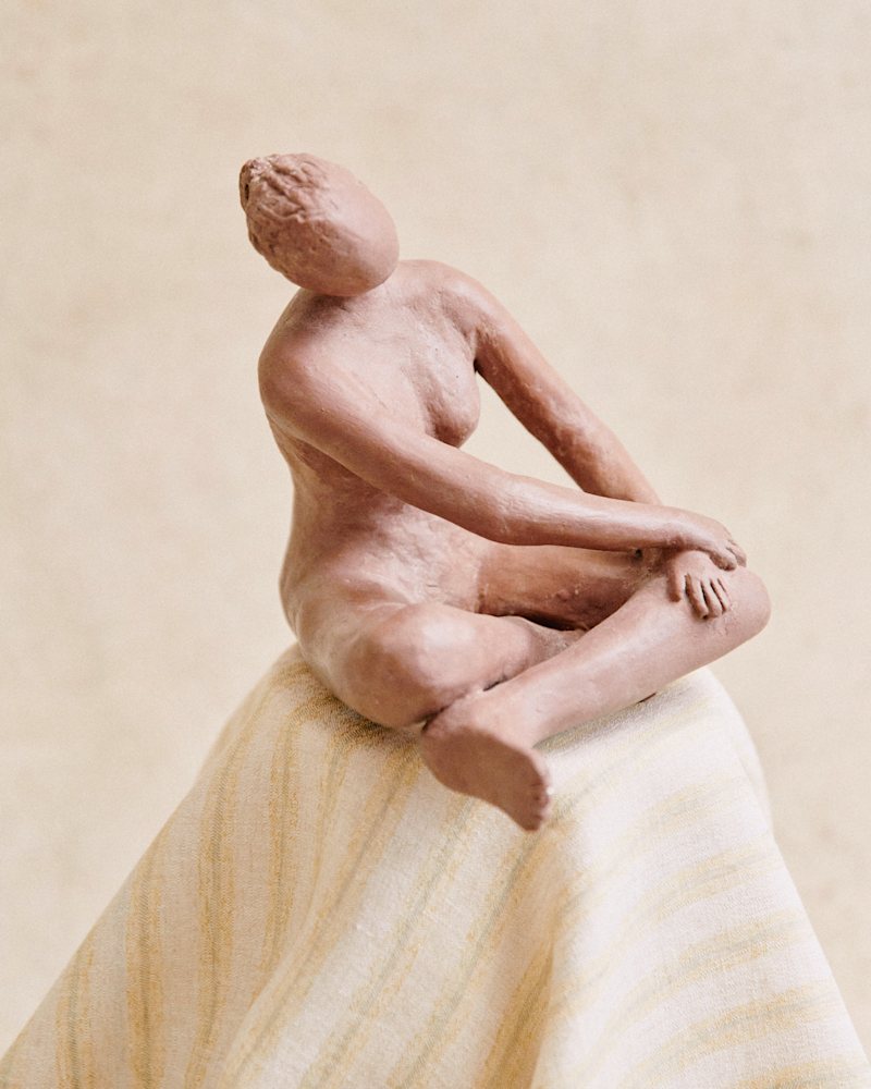 SCULPTURE GUÉNOLÉE COURCOUX - LA FEMME GRAND MODÈLE