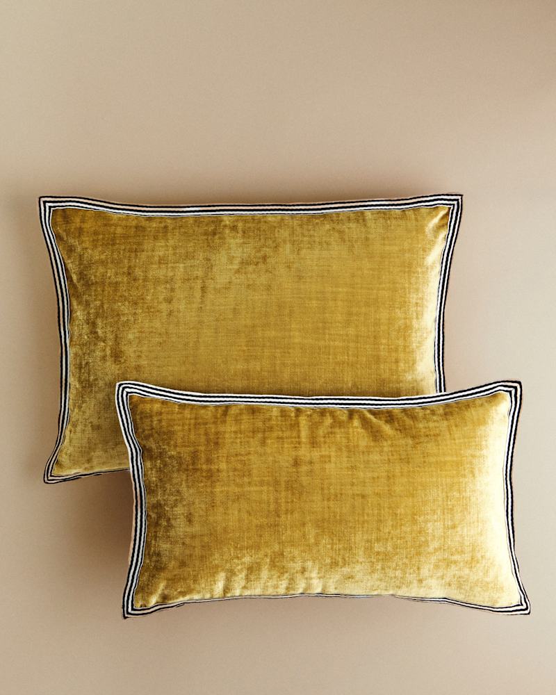 COUSSIN VELOURS TEXTURÉ - PETIT MODÈLE
