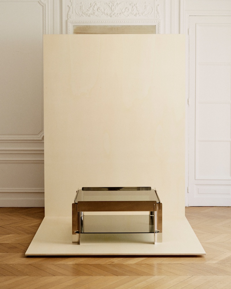 TABLE BASSE VINTAGE CHROMÉE AVEC DOUBLE PLATEAU EN VERRE FUMÉ