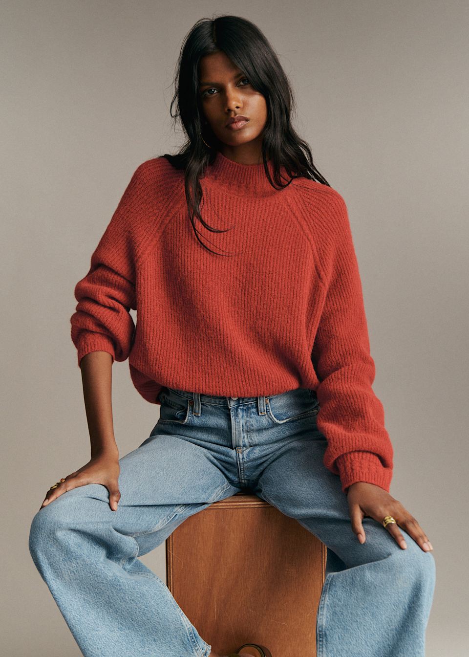 PULL OTISA