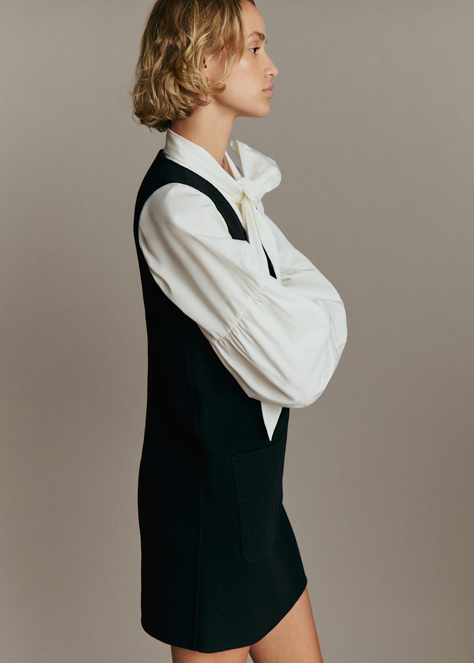 ROBE MANY