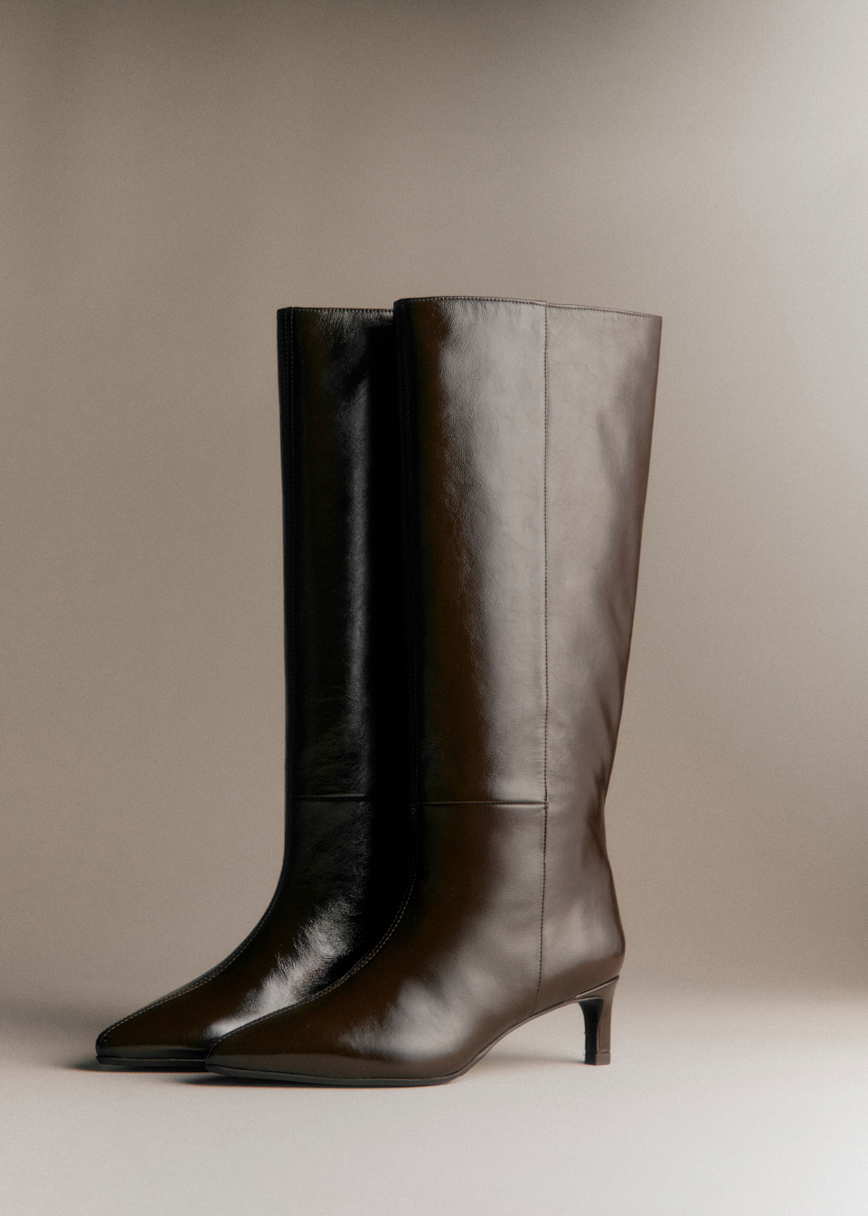 BOTTES LÉANE