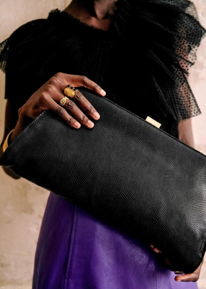 pochette raphia sezane